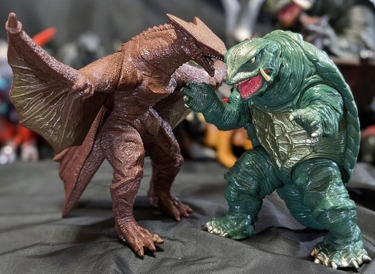 昭和～平成ガメラ＆登場怪獣（バンダイ）＆ビッグサイズソフビ他１７体セット＋３