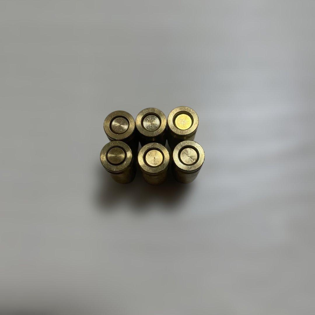 マルシン工業製　M84 ブラックHW モデルガン（観賞用）