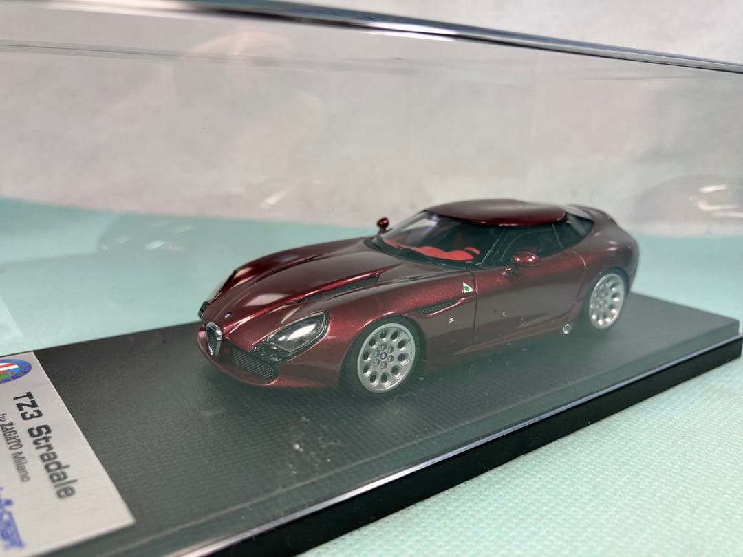 Look Smart Alfa Romeo TZ3 Stradale 2011年