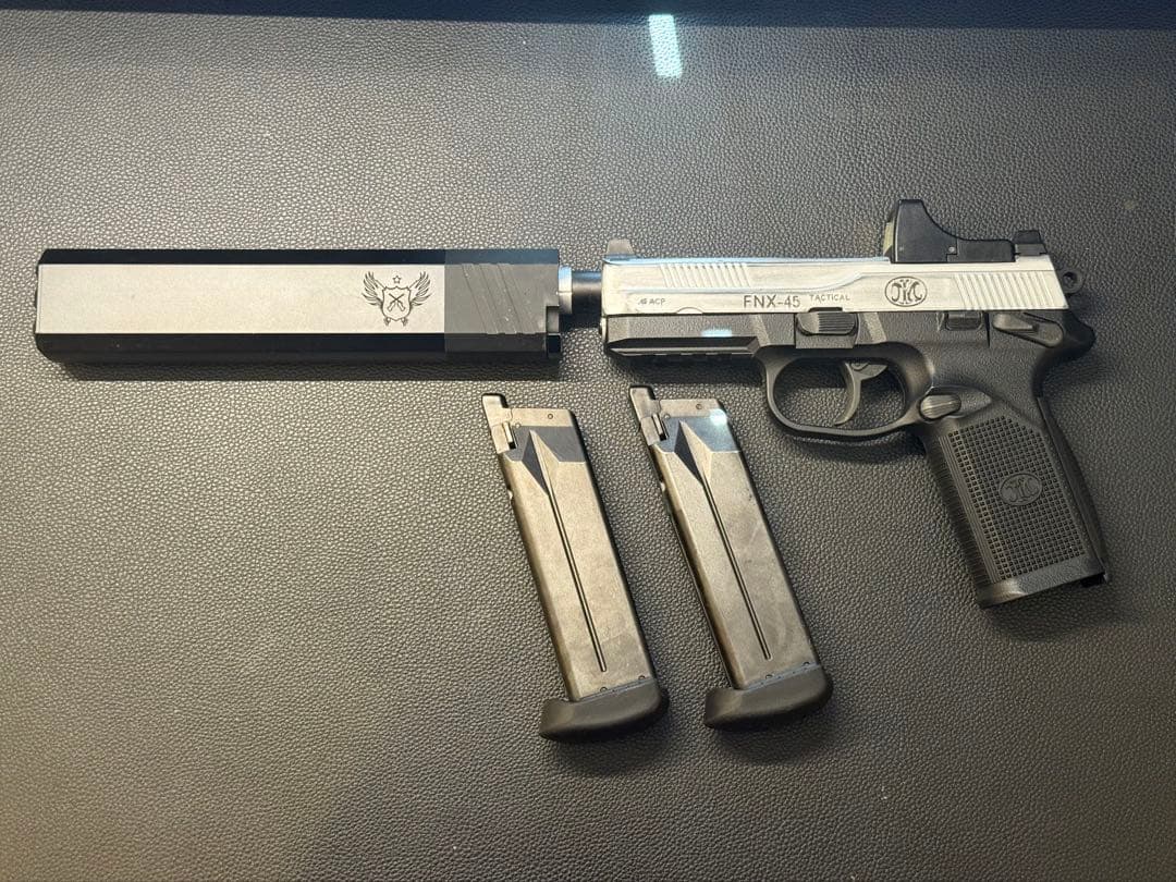 FNX-45 Tactical シルバー塗装 東京マルイ ガスブローバック