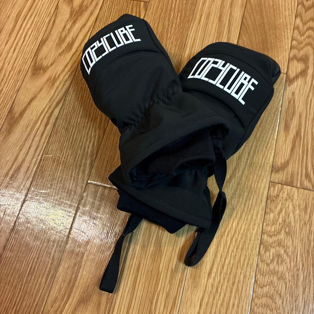 スノーボードウェアセット（ジャケット・パンツ・ゴーグル・グローブ）一回使用