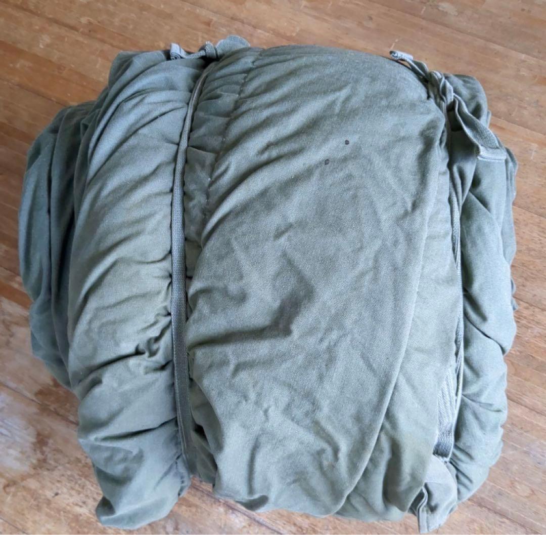 米軍　極寒地用　シュラフ　寝袋