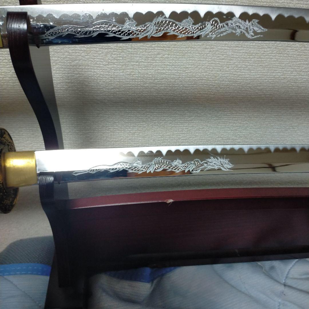 居合刀　模造刀　日本刀　大小二本　刀剣　打刀　脇差　小柄　龍　梵字　彫刻　鮫皮