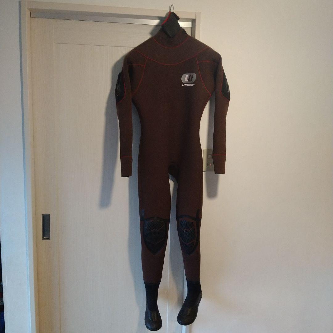 ボディーボード　サーフィン　ドライスーツ 一体型ソックス付き　難あり