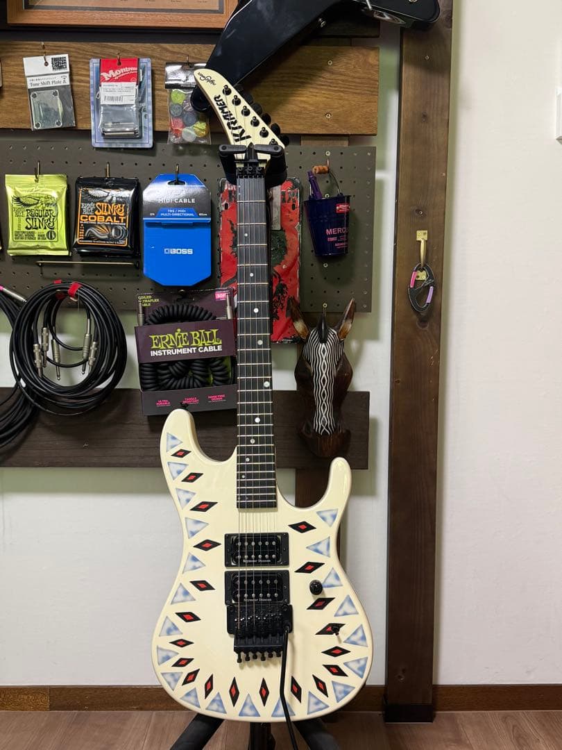 極美品KramerクレーマーNightswanナイトスワンAztec