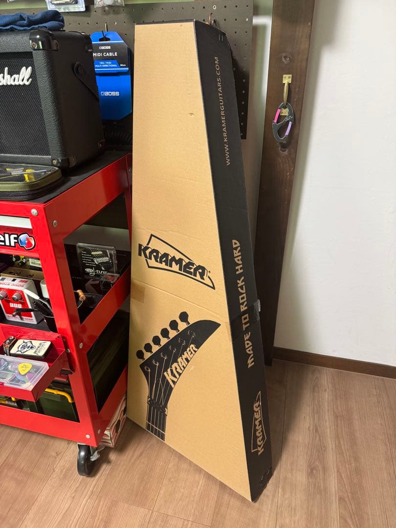 極美品KramerクレーマーNightswanナイトスワンAztec