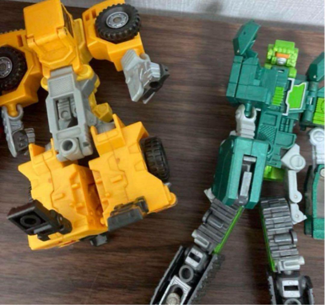 トランスフォーマー　ビルドキング　カーロボット