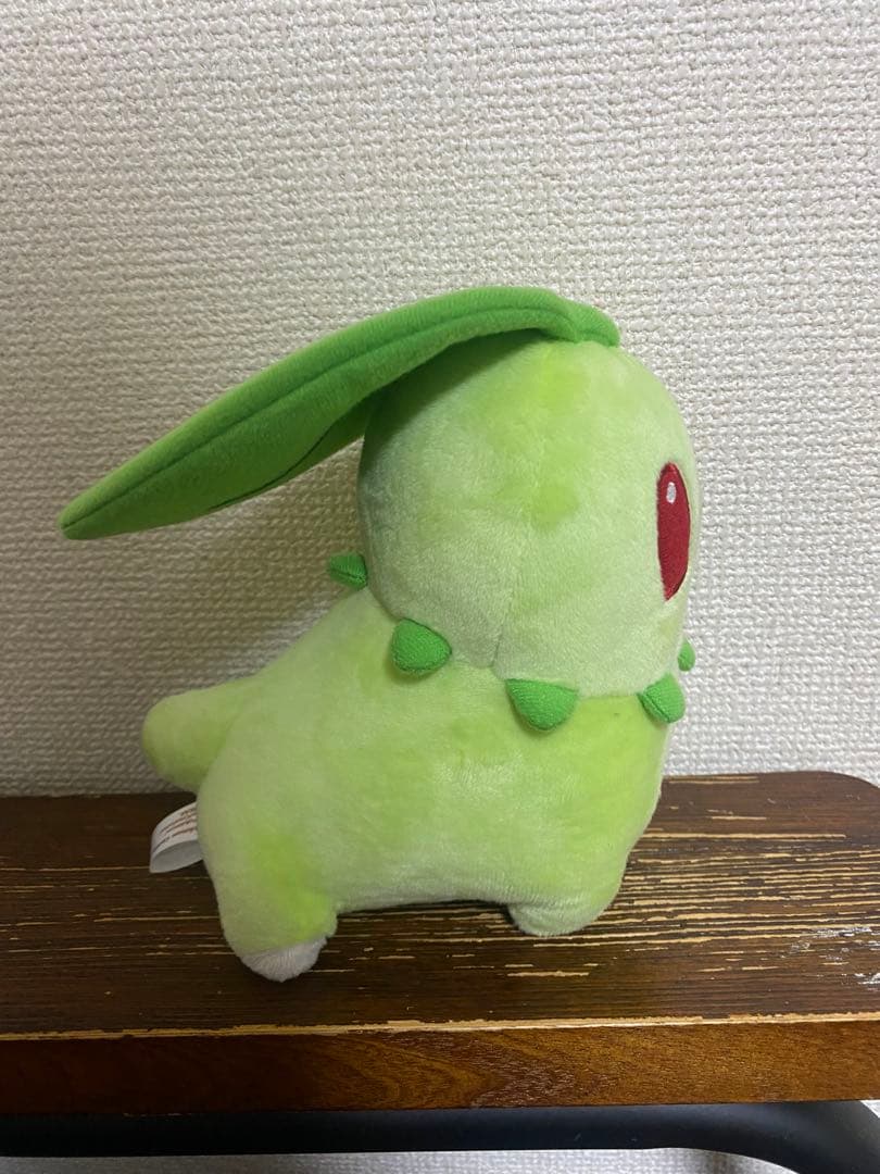 ポケモンセンター スーパーひみつきちのチコリータドール　ぬいぐるみ　ポケモン