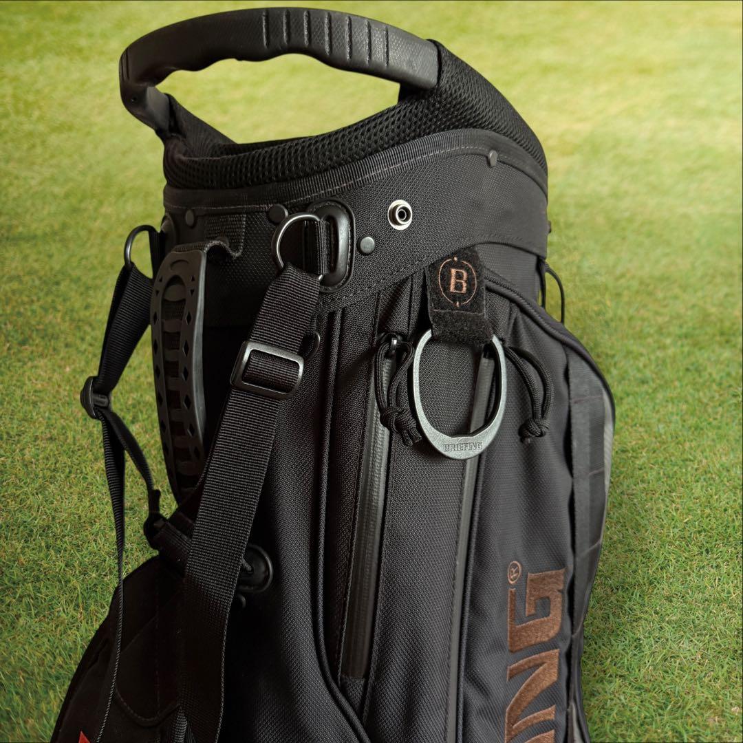 表参道ヒルズ限定モデル　ブリーフィング　キャディバッグ　黒　CR-4 カーボン