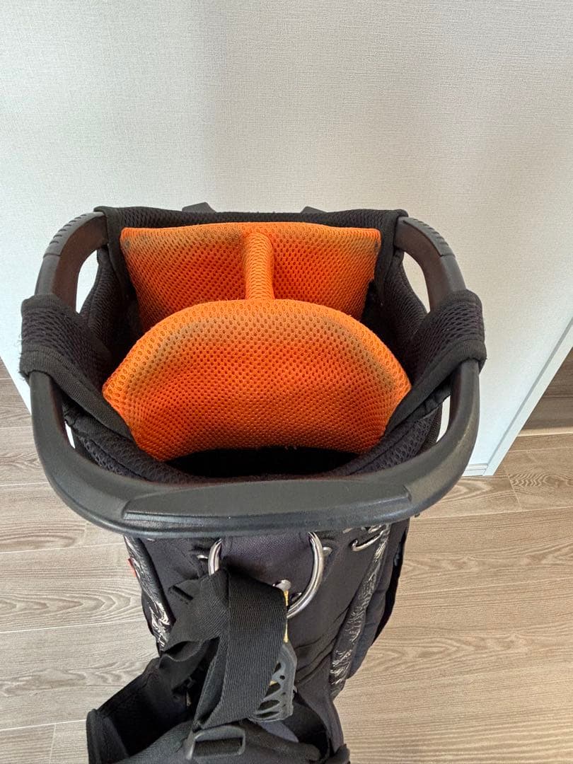 プーマ　スタンドキャディーバッグ