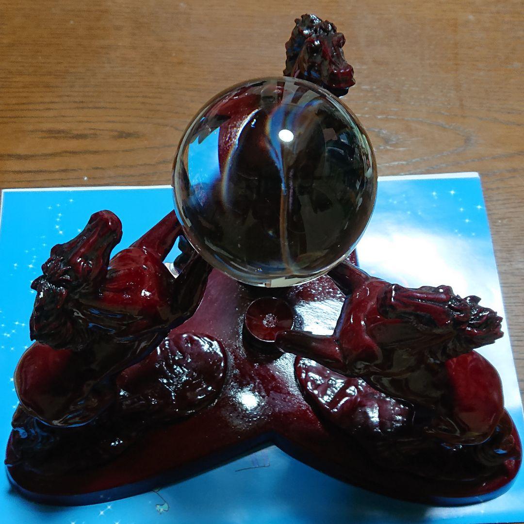 三馬の立ち彫刻 クリスタルボール付き 超開運