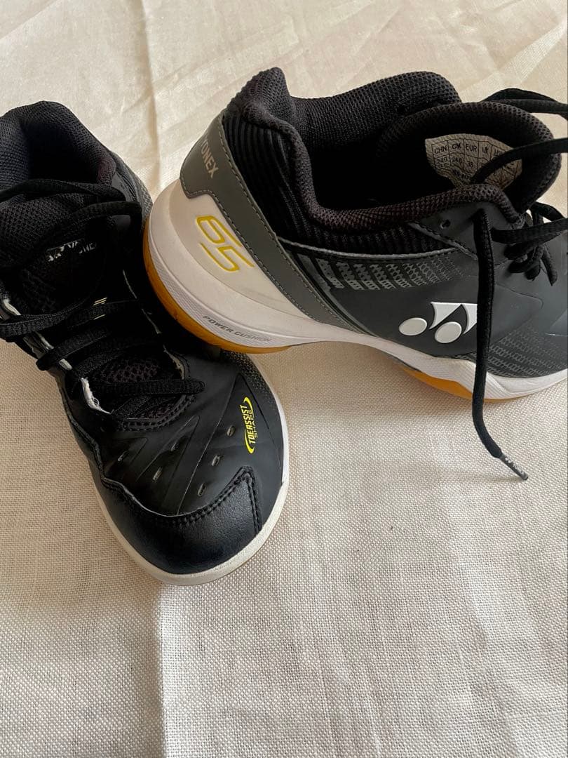 ヨネックス バドミントンシューズ SHB65Z3 桃田賢斗モデル 24 黒完売