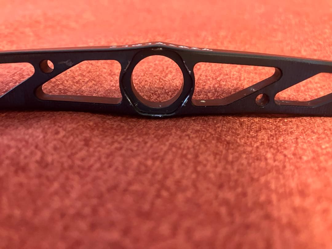 LIVRE 130mm クランクハンドル 右用