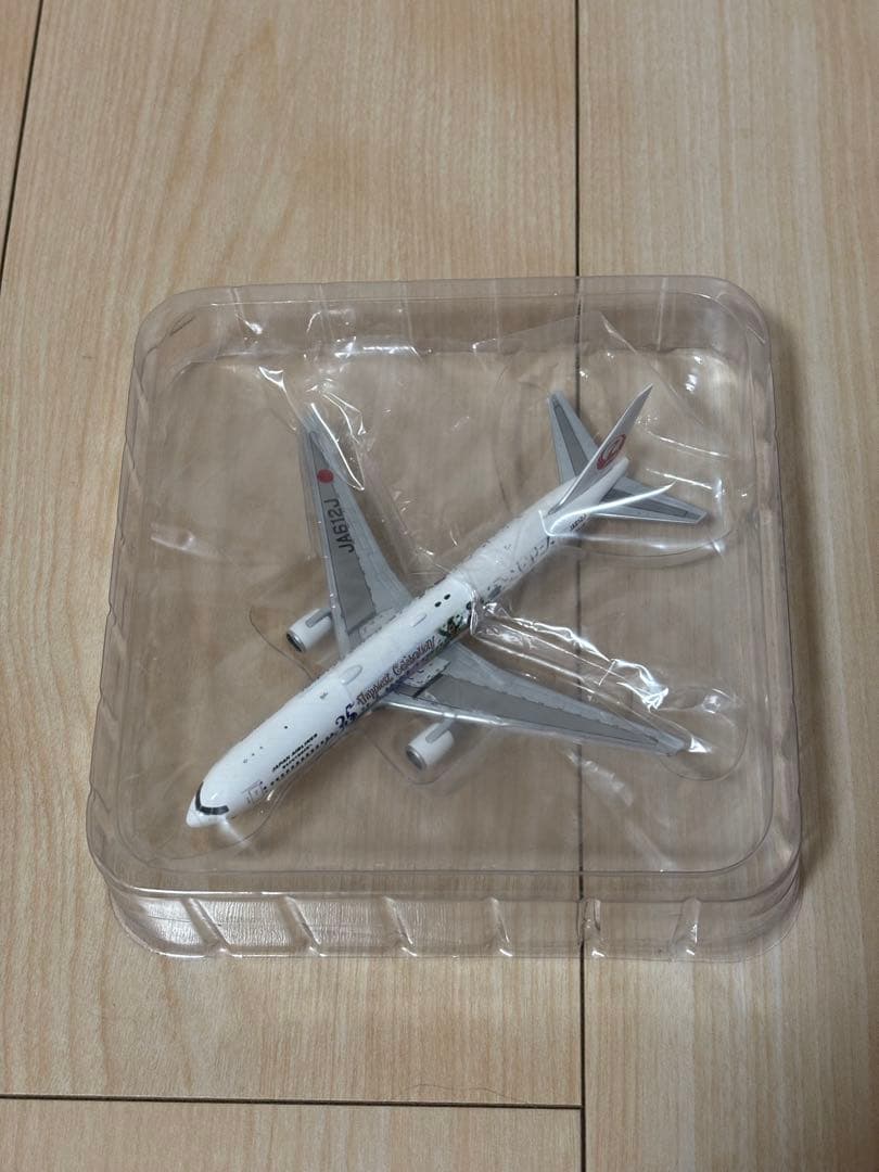シ*イ様 JCWINGS 1/400 B767-300ER JA612J JAL