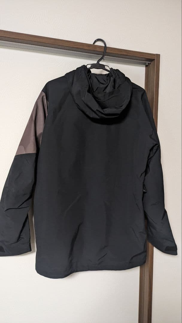 BURTON　AKジャケット Sサイズ