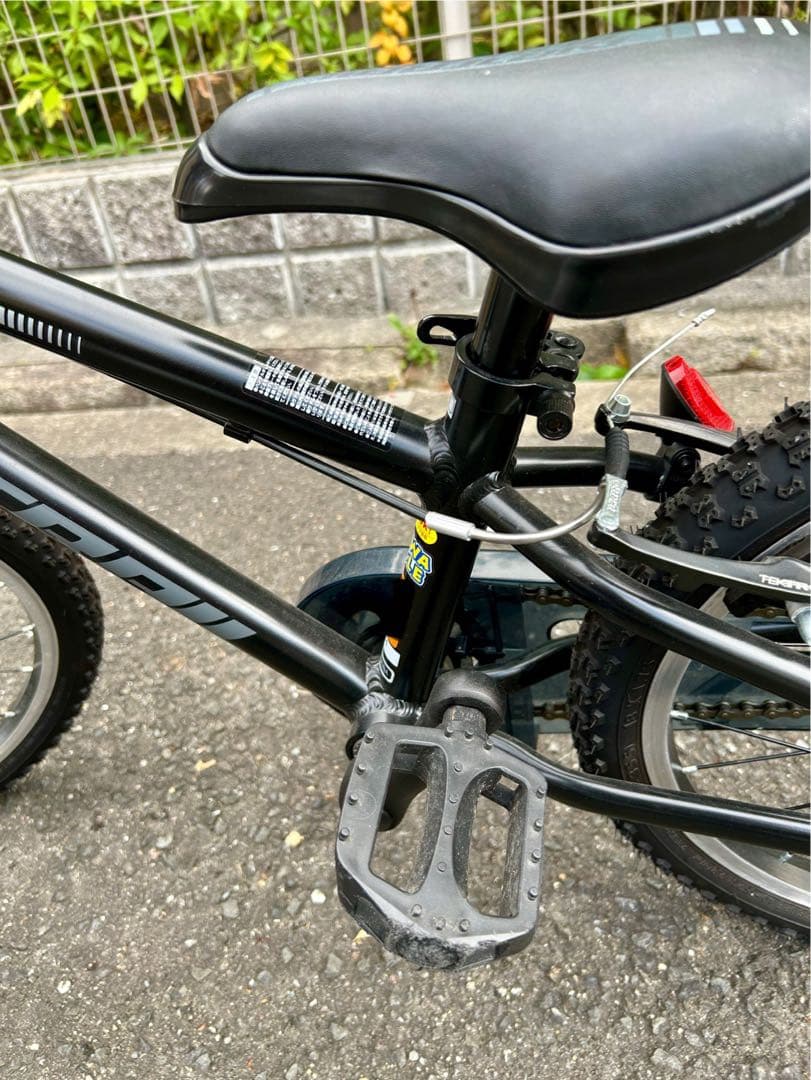 Tomo　18インチ 黒 キッズ 自転車 ダイワサイクル 直接お渡し大阪