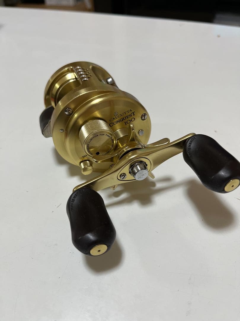 シマノ　カルカッタコンクエスト　100