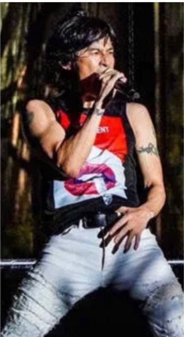 ☆希少B’z 稲葉着用スモークTシャツ メンズM入手困難