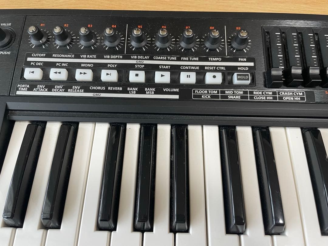 Roland A-800PRO MIDIキーボード 61キー