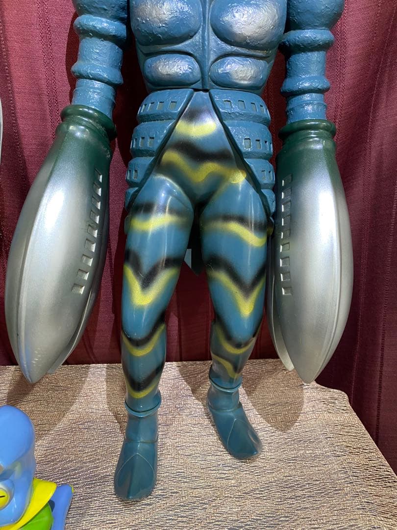 バルタン星人　フィギュア　貯金箱　セット