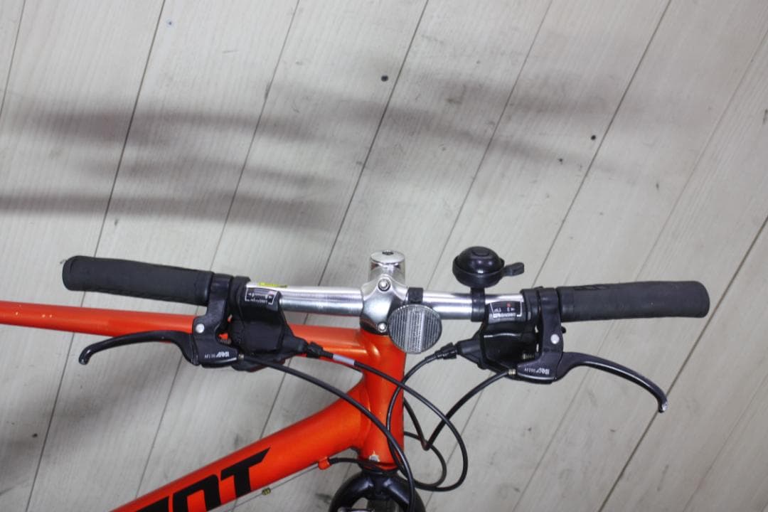 GIANT ESCAPE R3 700C アルミ 24速 470mmクロスバイク