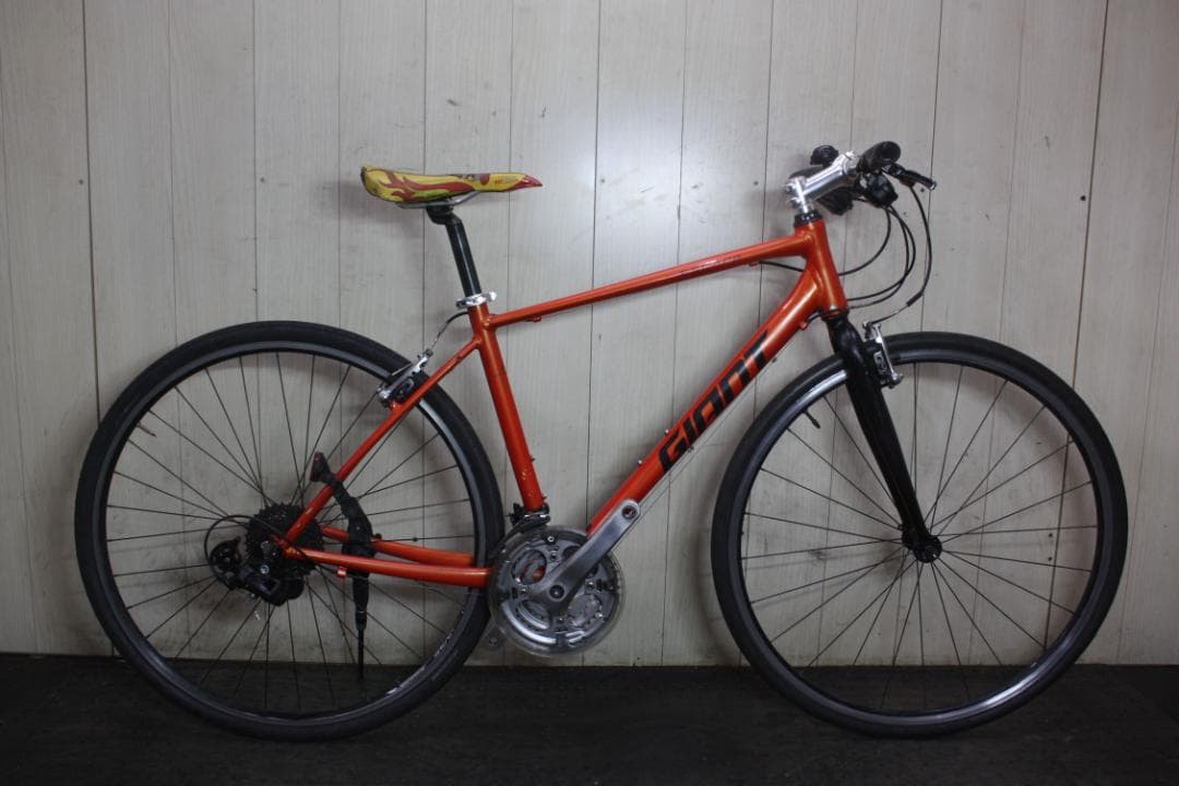 GIANT ESCAPE R3 700C アルミ 24速 470mmクロスバイク