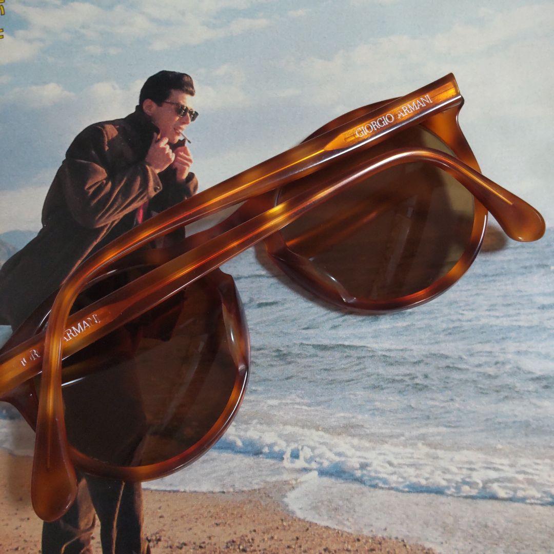 舘ひろしゴリラ警視庁鼈甲アルマーニサングラス