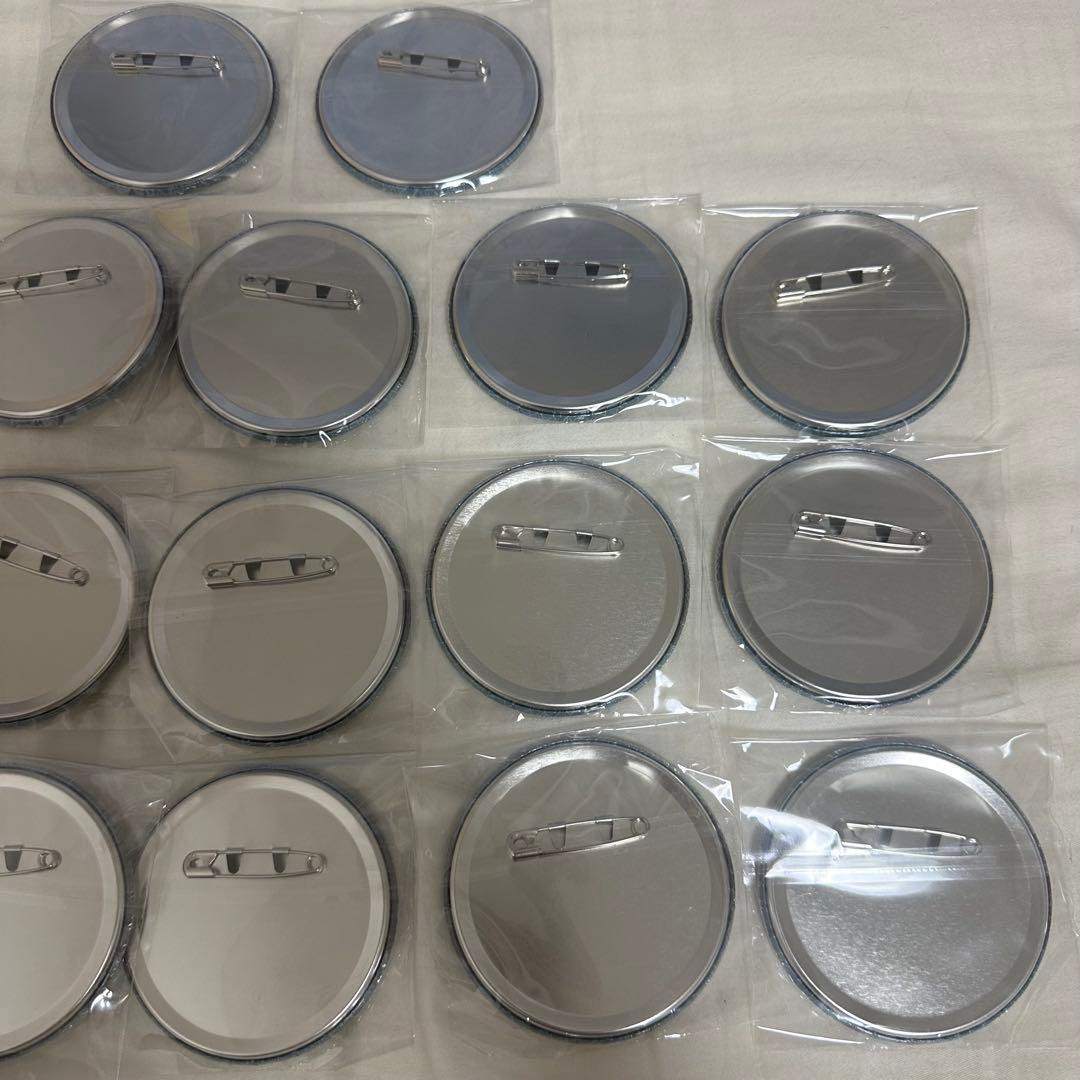 ワンピース ONEPIECE 輩缶バッジ ロロノア・ゾロ ホワイトデー 17点