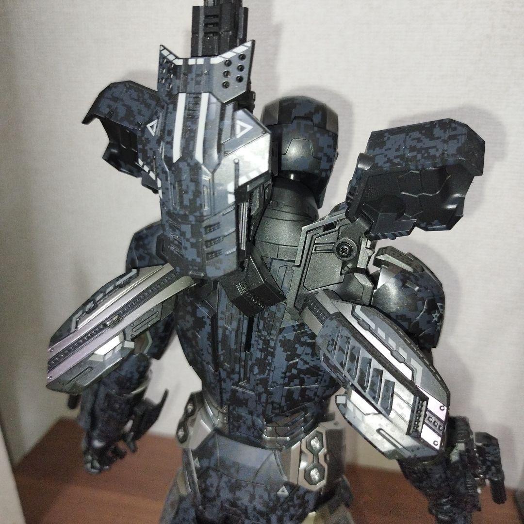 ホットトイズ　1/6 ウォーマシンフィギュア インフィニティウォーアベンジャーズ