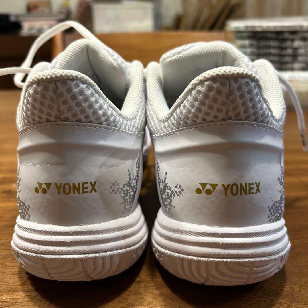 ヨネックス　パワークッションエクリプションZメン　24.0cm