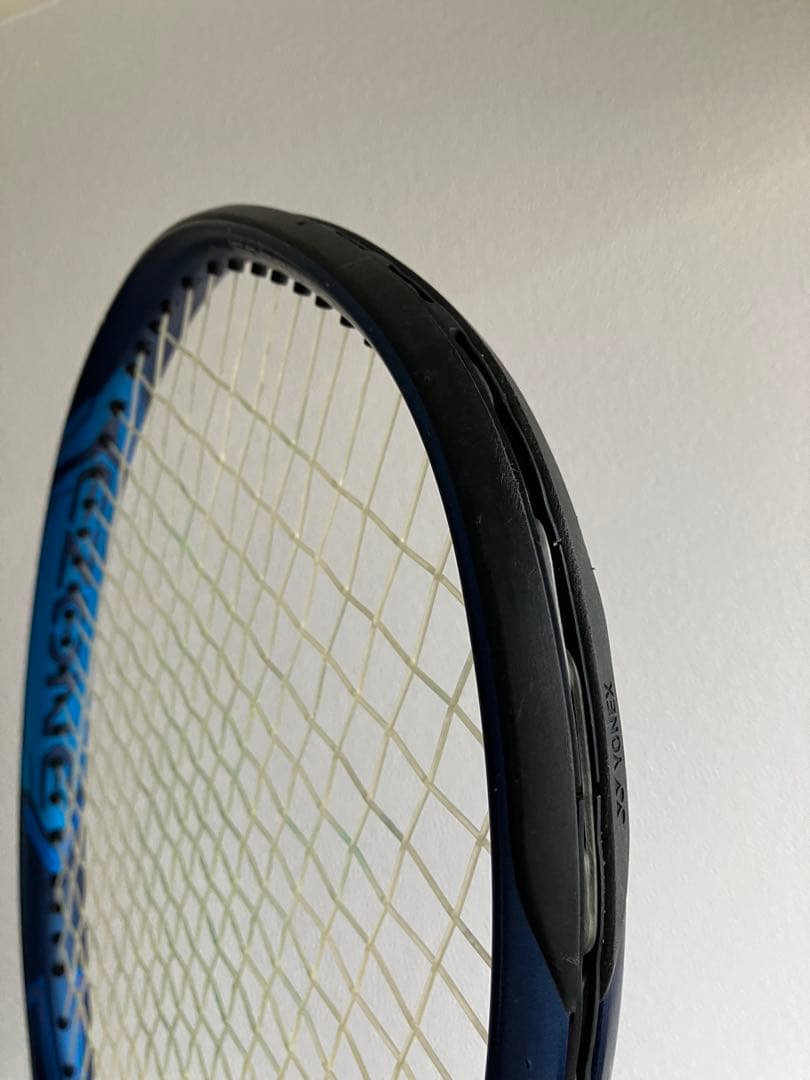 国内正規品　ヨネックス　イーゾーン　105 G2 ダブルス最強！