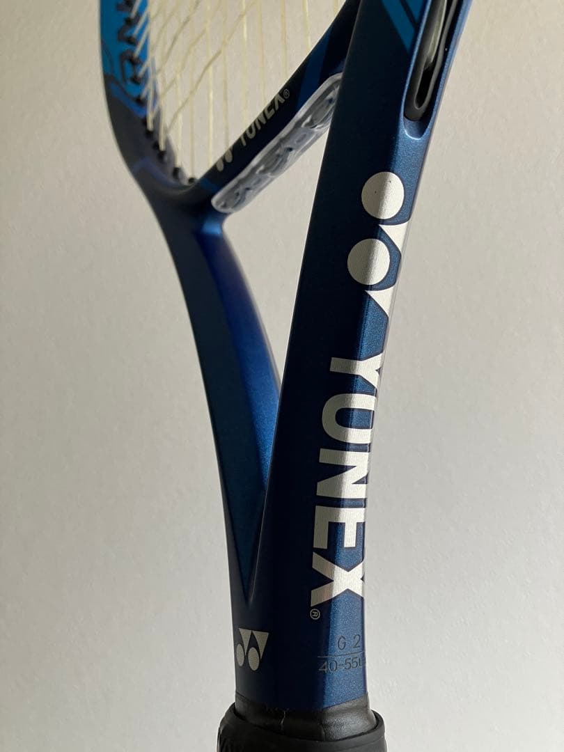 国内正規品　ヨネックス　イーゾーン　105 G2 ダブルス最強！