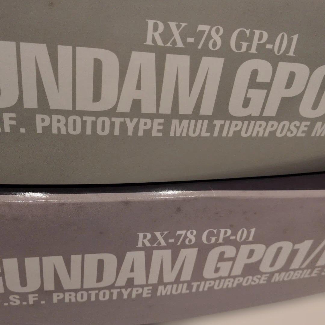 GUNDAM GP01/Fb パーフェクトグレード（取説欠品・箱汚れあり）
