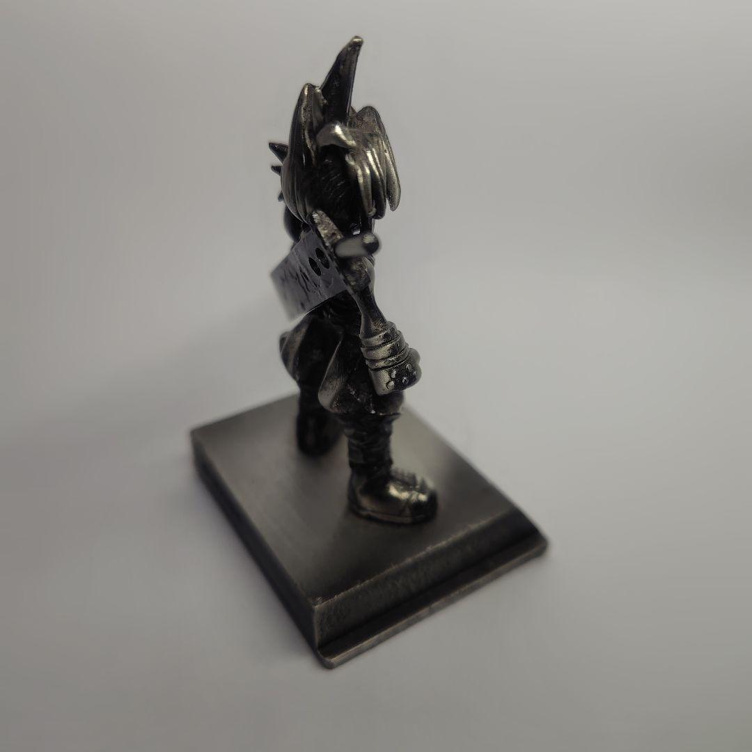 FINAL FANTASY VII クラウド クロムフィギュア NO.2201