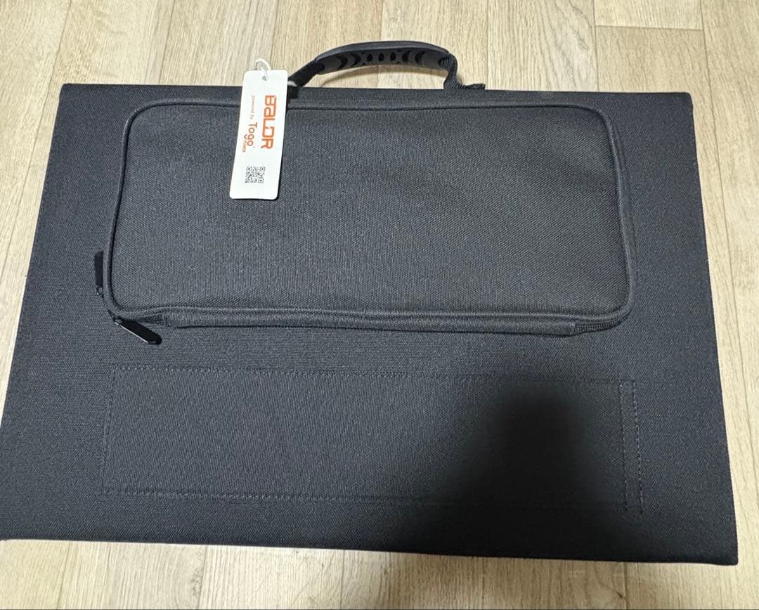 BALDR ソーラーパネル 120W【1度使用のみ】