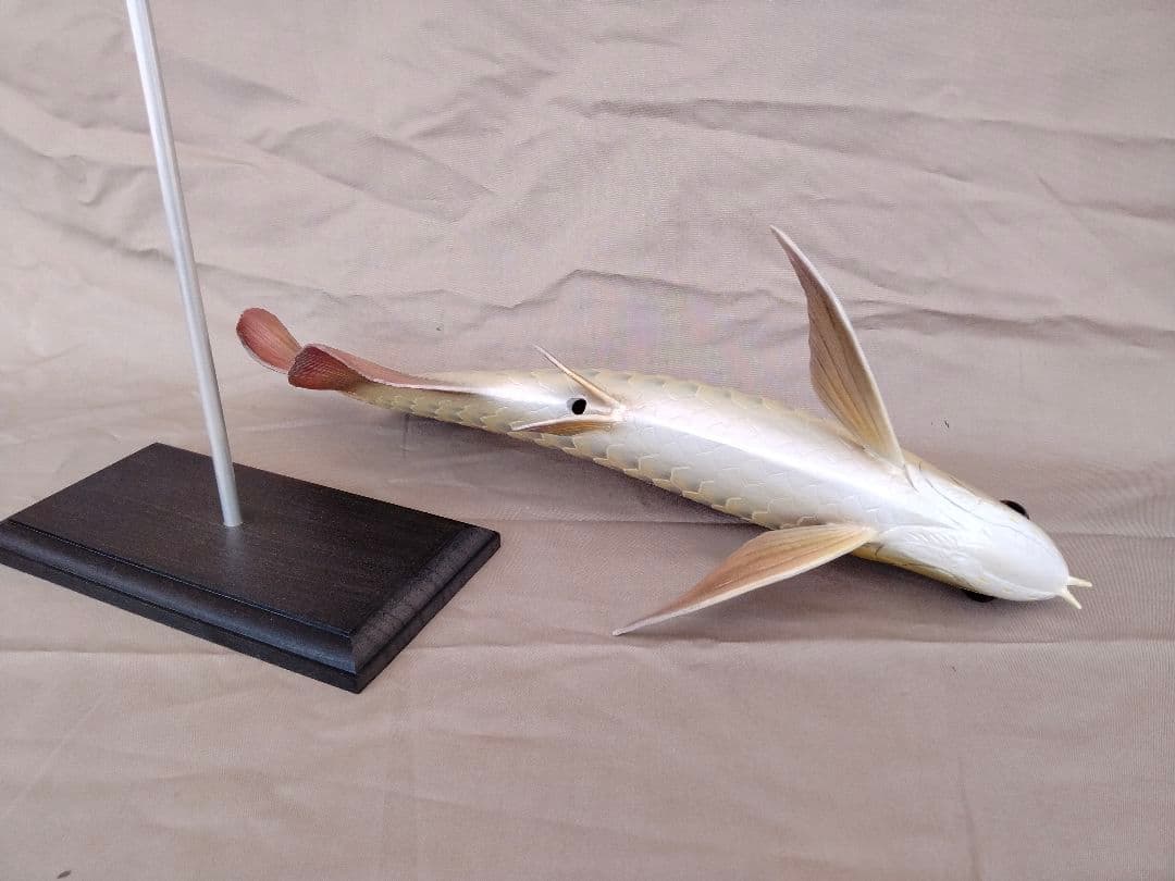 ハンドメイド1　41cmアロワナ　フィギュア　レプリカ　熱帯魚　魚模型