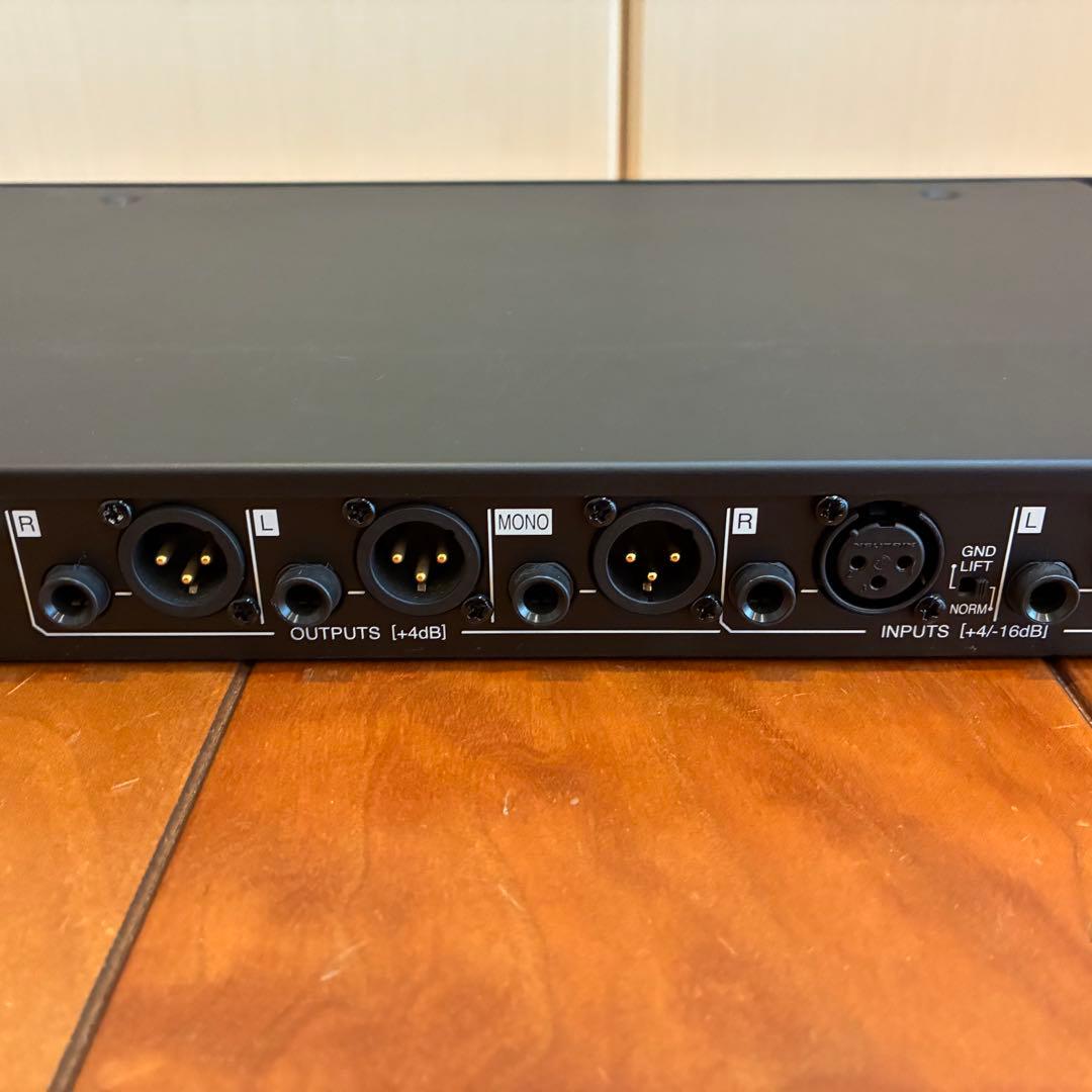 TOA デジタルオーディオプロセッサー DP-M3