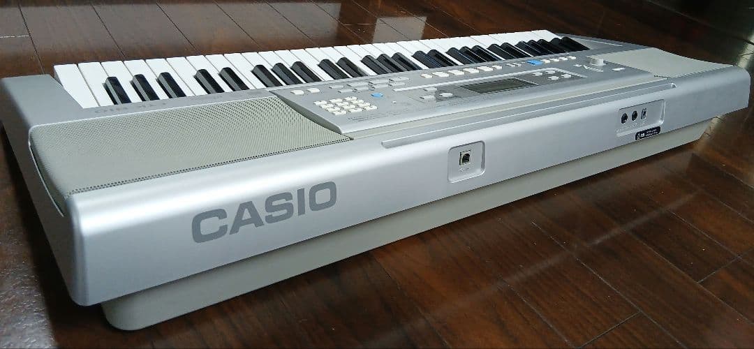 【カシオ】CTK-810 電子キーボード61鍵盤【付属品完備・Xスタンド付】