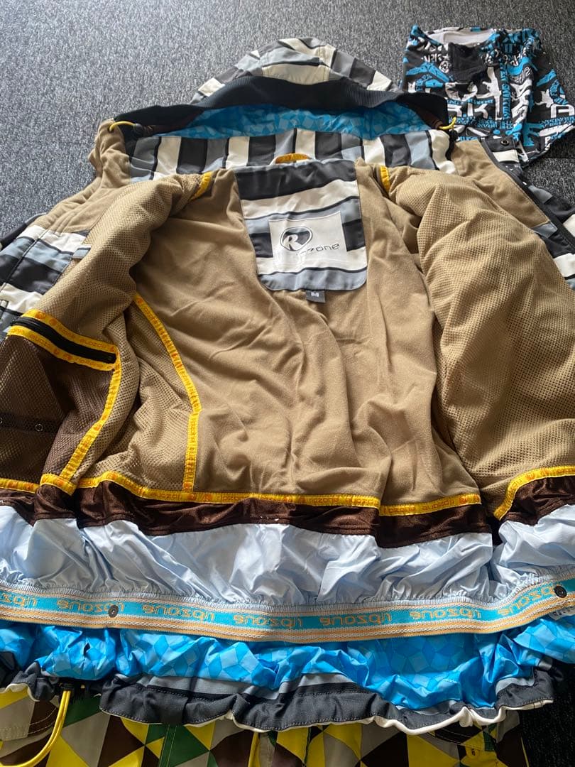 スノーボード　バッグ　ウェア　ゴーグル　グローブ　ブーツ一式