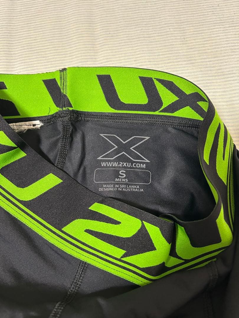 2XU リカバリータイツ　s ヒロアキ