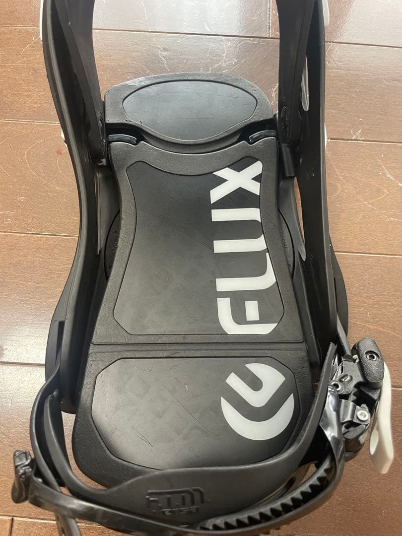 19-20 FLUX DS ビンディング ホワイト/ブラック　Mサイズ