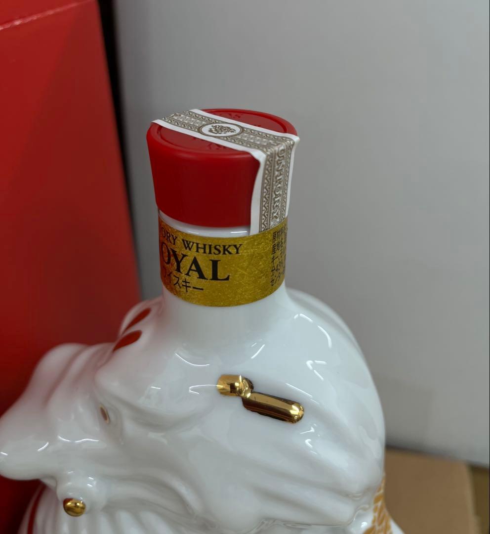 サントリー ブレンデッドウイスキー 陶器ボトル600ml 43%辰歳