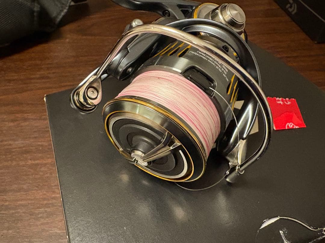 DAIWA エアリティLT2500S-XH スピニングリール