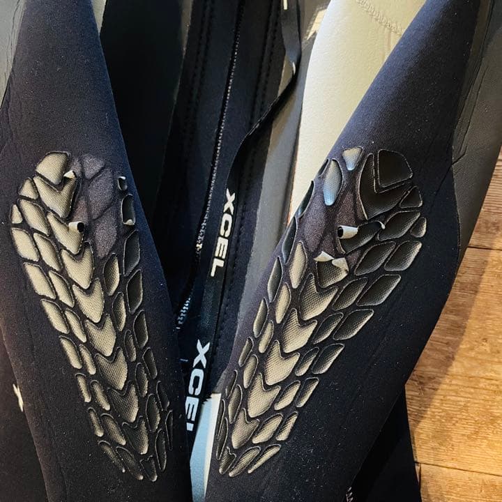 Excelエクセル　レディースセミドライ　フルスーツ　5／3ミリ　オーダー品