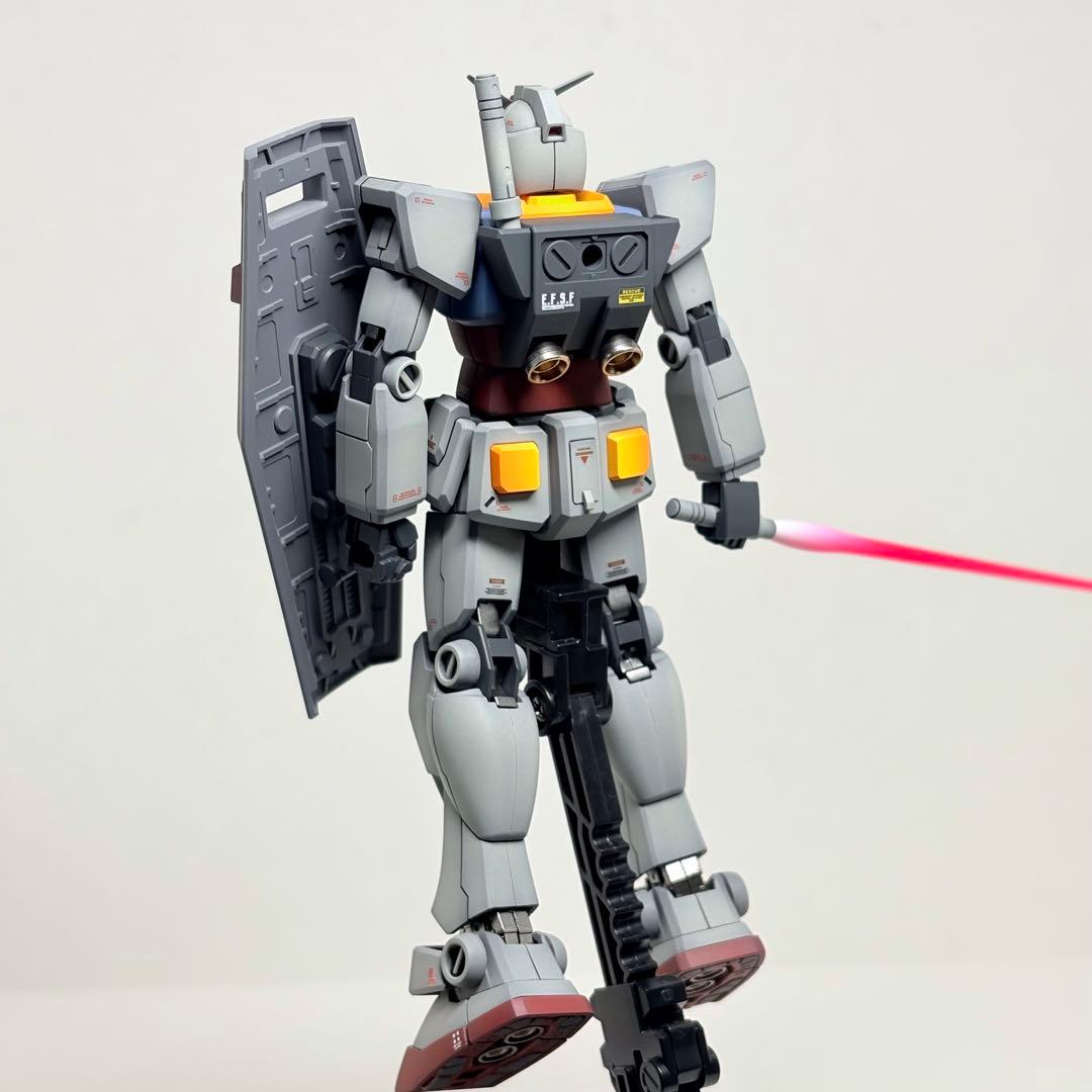 HG 1/144 RX-78-2 ガンダム　リバイブ　完成品