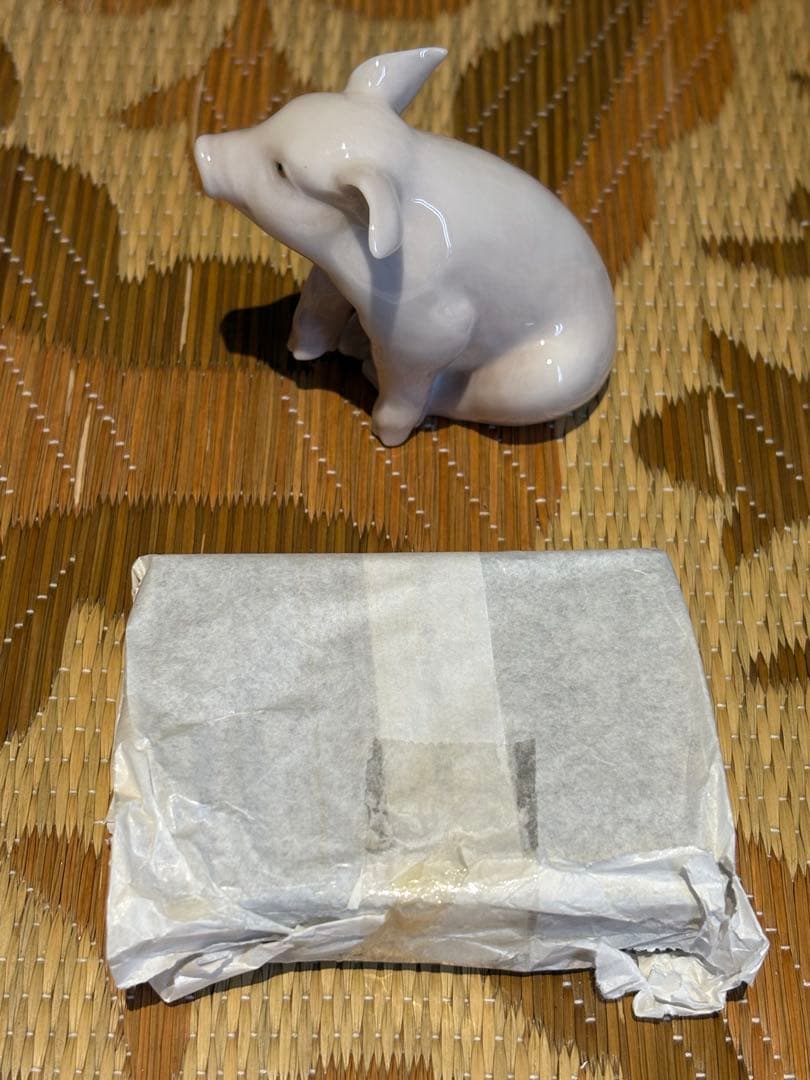 【LLADRO】幸運のブタ　絶版品　専用箱付き