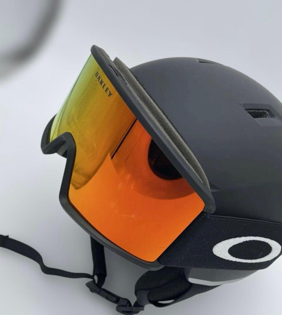 OAKLEY スキー　スノボー　ゴーグル　SALOMON ヘルメット　セット②