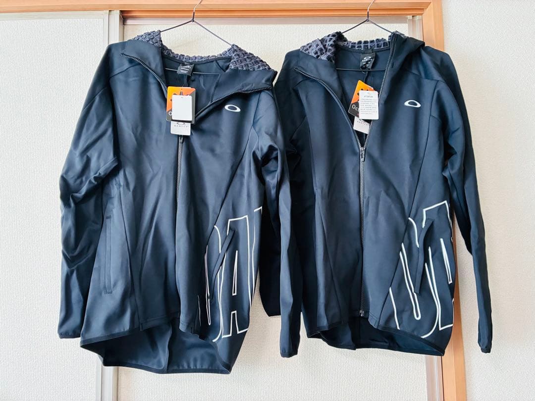 アンダーアーマー　パーカー　2個セット