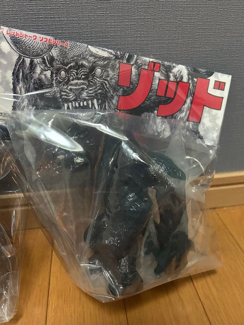 ベルセルク　ゾッド 狂戦士の甲冑　フィギュア 3体セット 未開封