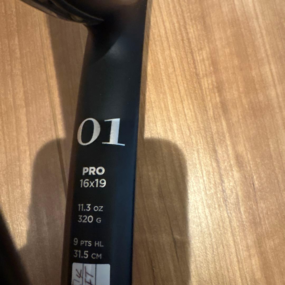 Wilson RF 01 PRO テニスラケット 320g G2